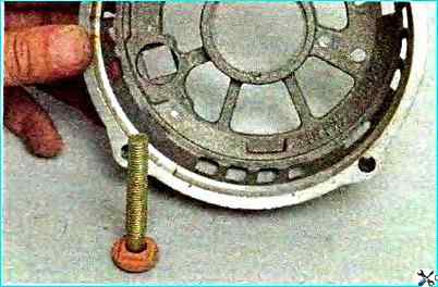 Снятие и разборка генератора