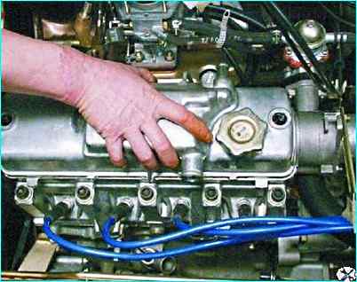 Снятие и установка головки блока цилиндров