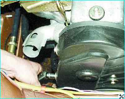 Снятие и установка головки блока цилиндров