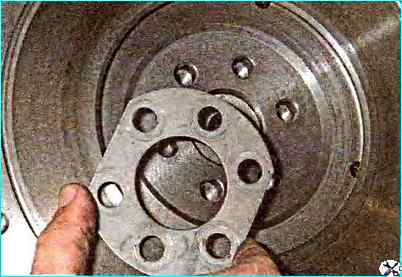 Замена заднего сальника коленчатого вала