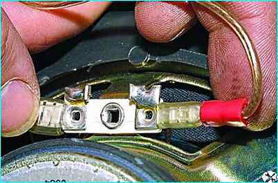 Установка динамиков в автомобиль