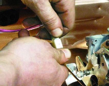 Демонтаж и монтаж карбюратора 2108 на двигатель