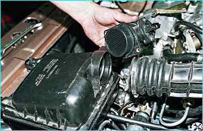 Снятие датчика массового расхода воздуха