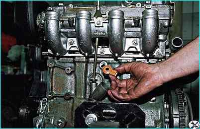 Снятие датчика детонации