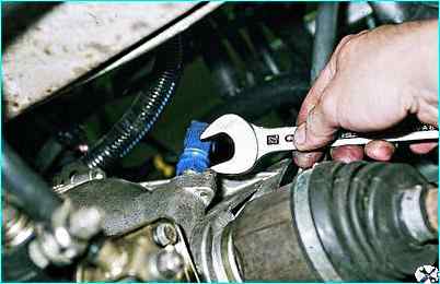 Снятие датчика скорости