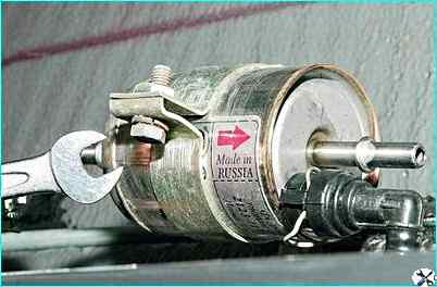 Замена топливного фильтра