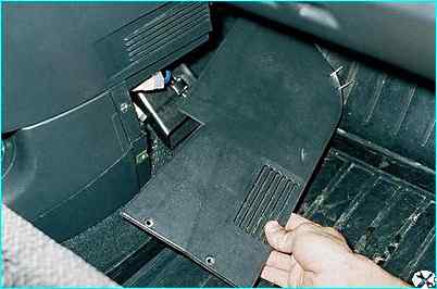 Снятие блока управления ЭПХХ