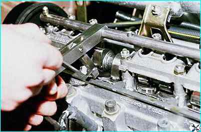Регулировка зазоров клапанов двигателя
