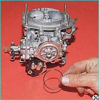 Снятие и разборка карбюратора