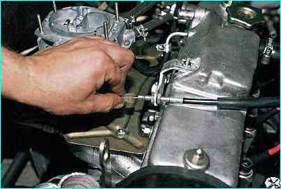 Снятие и разборка карбюратора