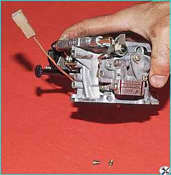 Снятие и разборка карбюратора