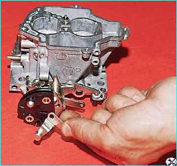 Снятие и разборка карбюратора