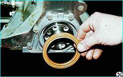 Замена сальников коленчатого вала