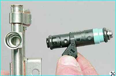 Снятие форсунок двигателя