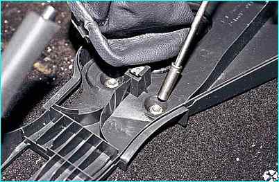 Снятие панели приборов автомобиля