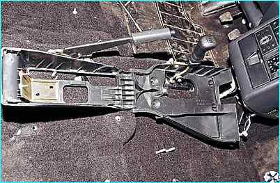 Снятие панели приборов автомобиля