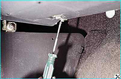 Снятие панели приборов автомобиля