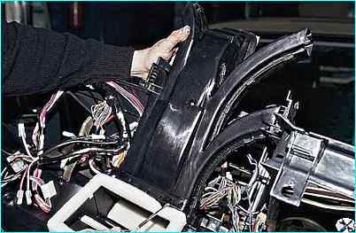 Снятие панели приборов автомобиля