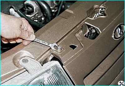 Снятие переднего бампера