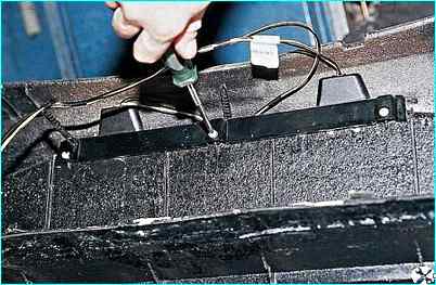 Снятие заднего бампера