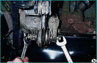 Снятие и ремонт поперечины подвески