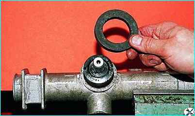 Снятие и ремонт рулевого механизма