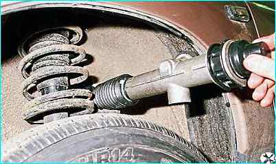 Снятие и ремонт рулевого механизма