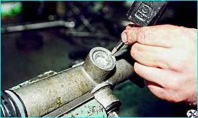 Снятие и ремонт рулевого механизма