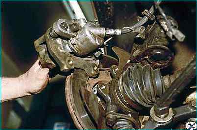 Снятие и установка тормозного механизма