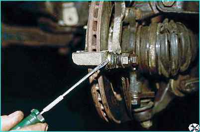 Снятие и установка тормозного механизма