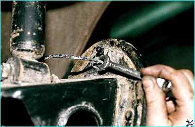 Замена заднего колесного цилиндра