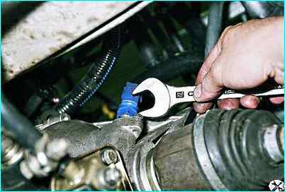 Снятие датчика скорости автомобиля