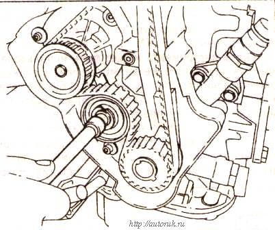 СНЯТИЕ И УСТАНОВКА НАТЯЖЕНИЕ ЗУБЧАТОГО РЕМНЯ Опель Корса