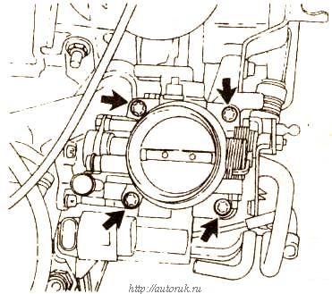 Вывернуть болты крепления