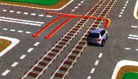 Поворот налево или разворот при наличии трамвайных путей попутного направления