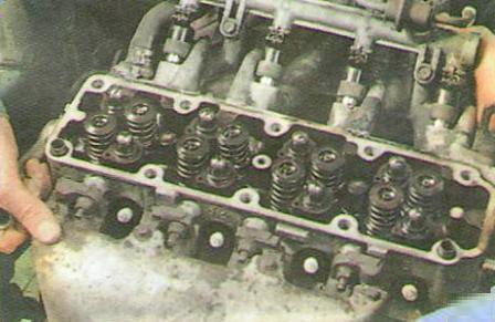 Замена прокладки головки блока цилиндров двигателя F14S3 