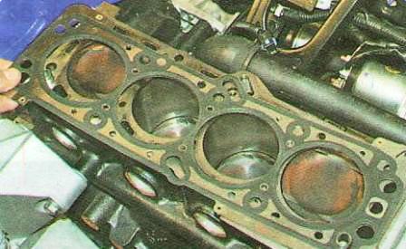 Замена прокладки ГБЦ двигателя F14D3 автомобиля Авео Шевролет