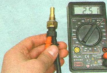 Измерьте сопротивление датчика омметром