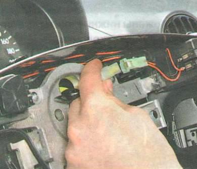 разъединяем колодку