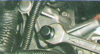 Замена масла в КПП Авео Шевролет