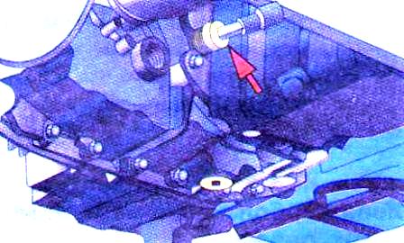 Замена масла в КПП Авео Шевролет