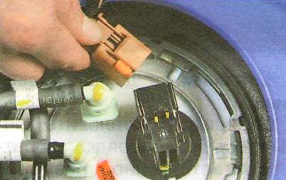 Ремонт топливного бака Chevrolet Aveo