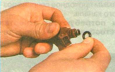 Снятие и проверка форсунок Авео Шевролет