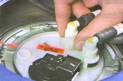 Ремонт топливного модуля Chevrolet Aveo