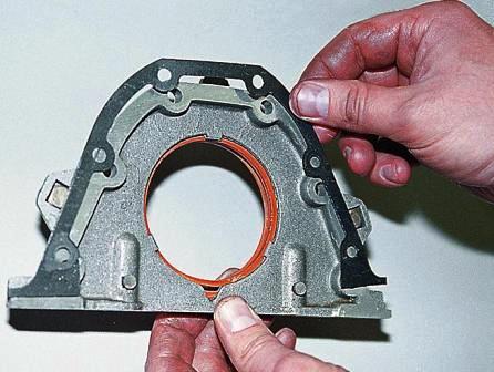 установлена уплотнительная прокладка