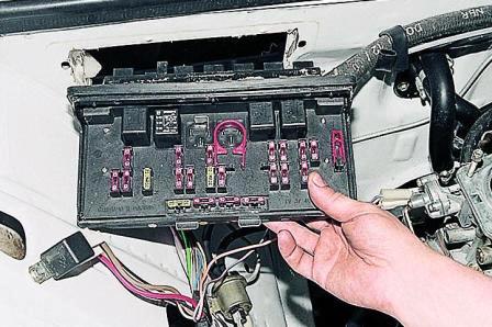 снимаем монтажный блок