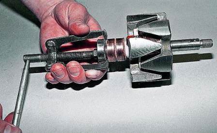 Замена заднего подшипника требуется реже