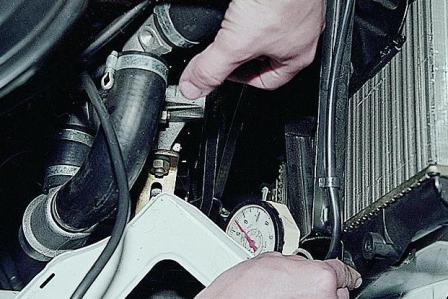 Проверка натяжения ремня привода генератора ВАЗ