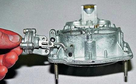 снимаем корпус и тягу