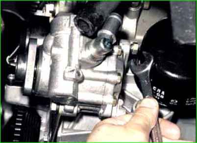 Замена гидронасоса Нива Шевролет